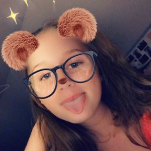 Meet your Posher, Lily